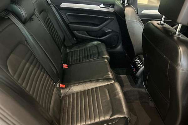 2018 Volkswagen Passat Alltrack Wolfsburg Edition B8