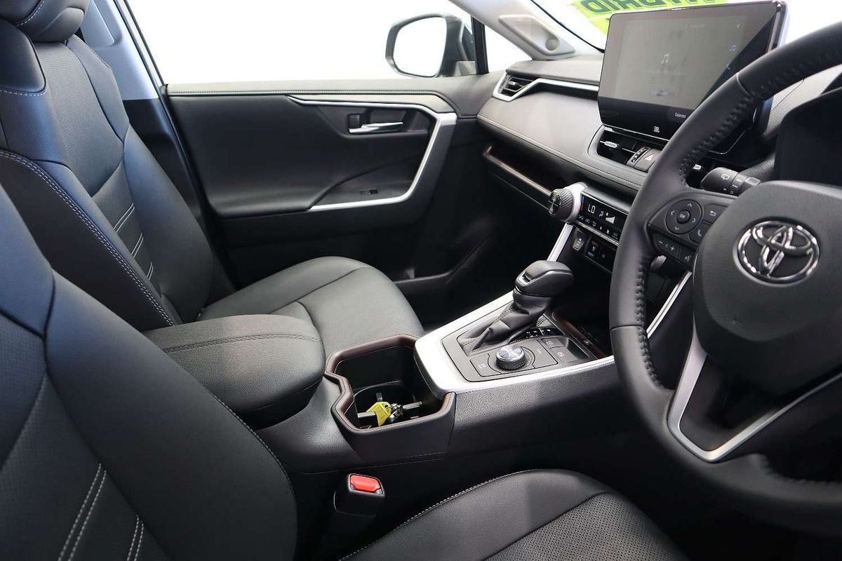 2024 Toyota RAV4 Cruiser AXAH54R