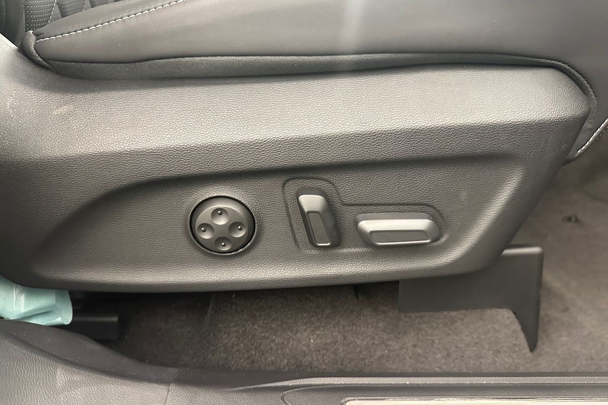 2025 LDV D90 Executive SV9A