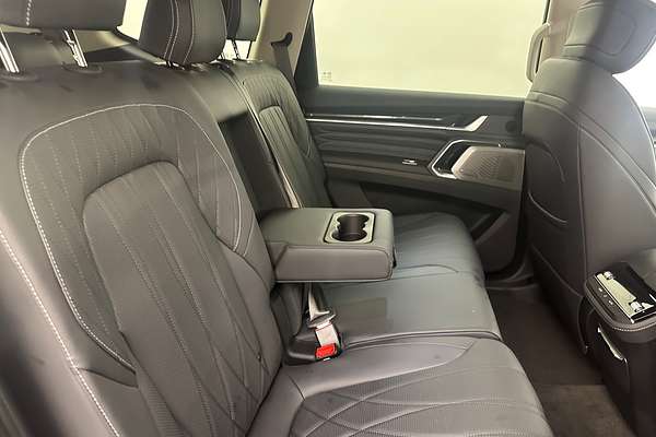 2025 LDV D90 Executive SV9A