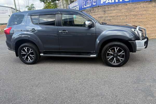 2021 Isuzu MU-X LS-U