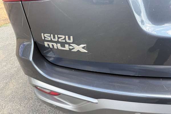2021 Isuzu MU-X LS-U