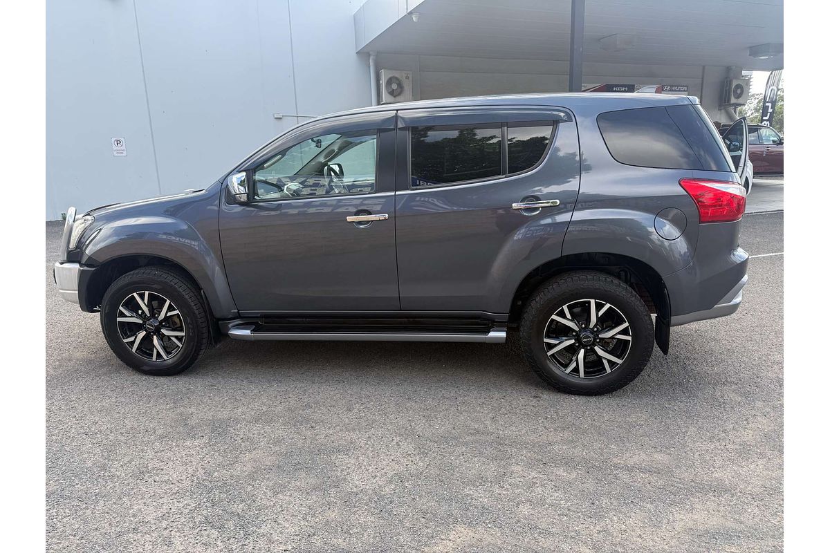 2021 Isuzu MU-X LS-U