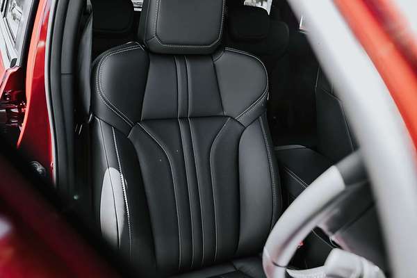 2025 Isuzu MU-X LS-T