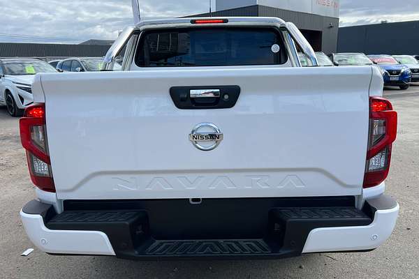 2025 Nissan Navara ST D23 4X4