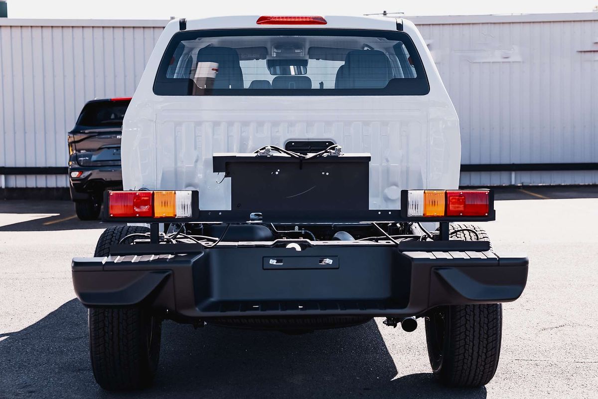 2025 Isuzu D-MAX SX  4X4