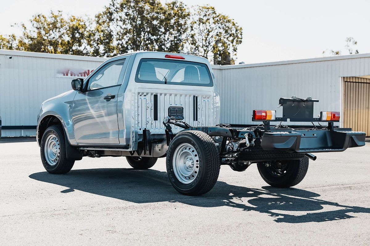 2025 Isuzu D-MAX SX High Ride  Rear Wheel Drive