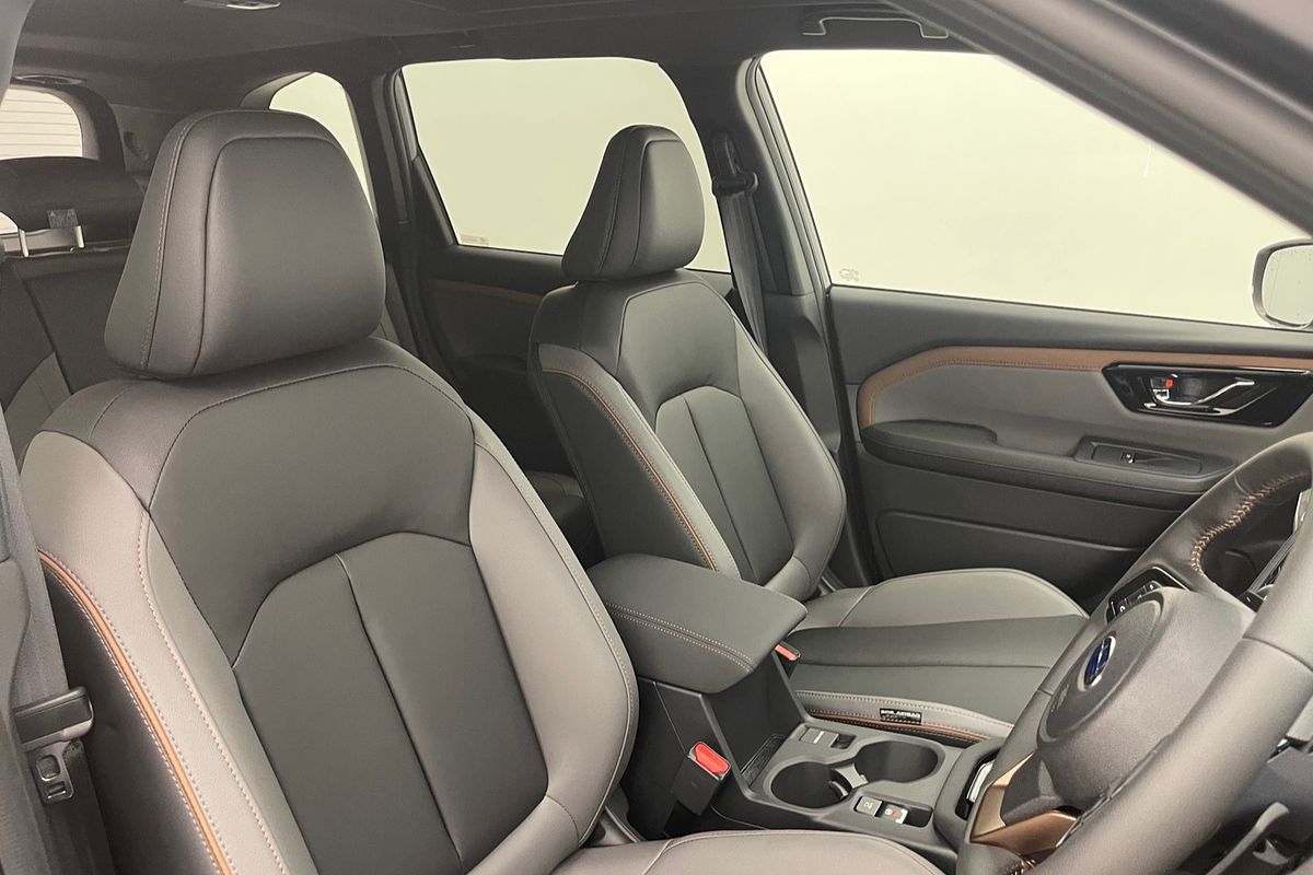 2025 Subaru Forester Hybrid Sport S6