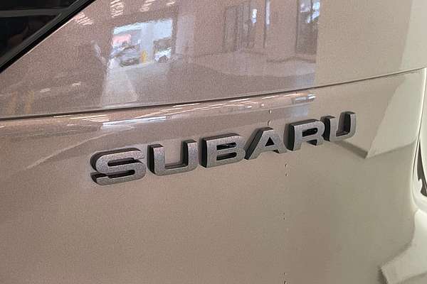 2025 Subaru Forester Hybrid Touring S6