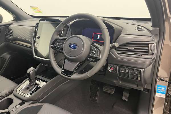 2025 Subaru Forester Hybrid Touring S6