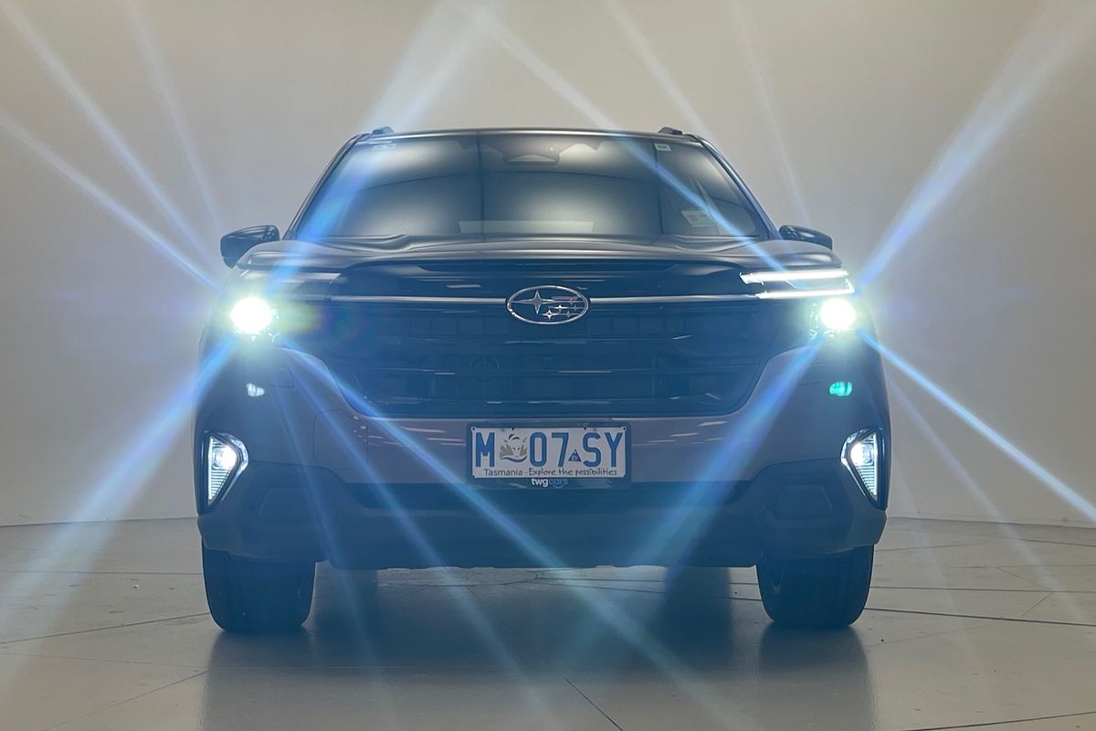 2025 Subaru Forester Hybrid Touring S6