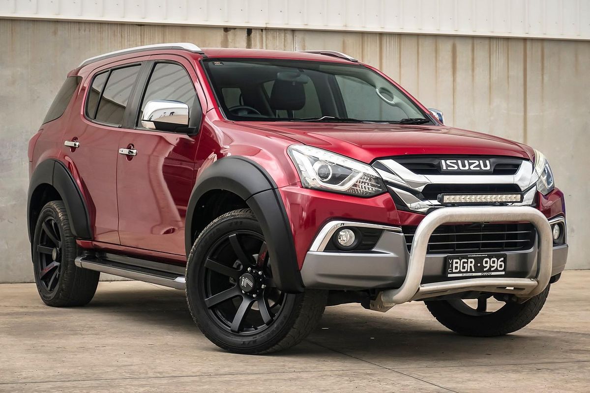 2020 Isuzu MU-X LS-T