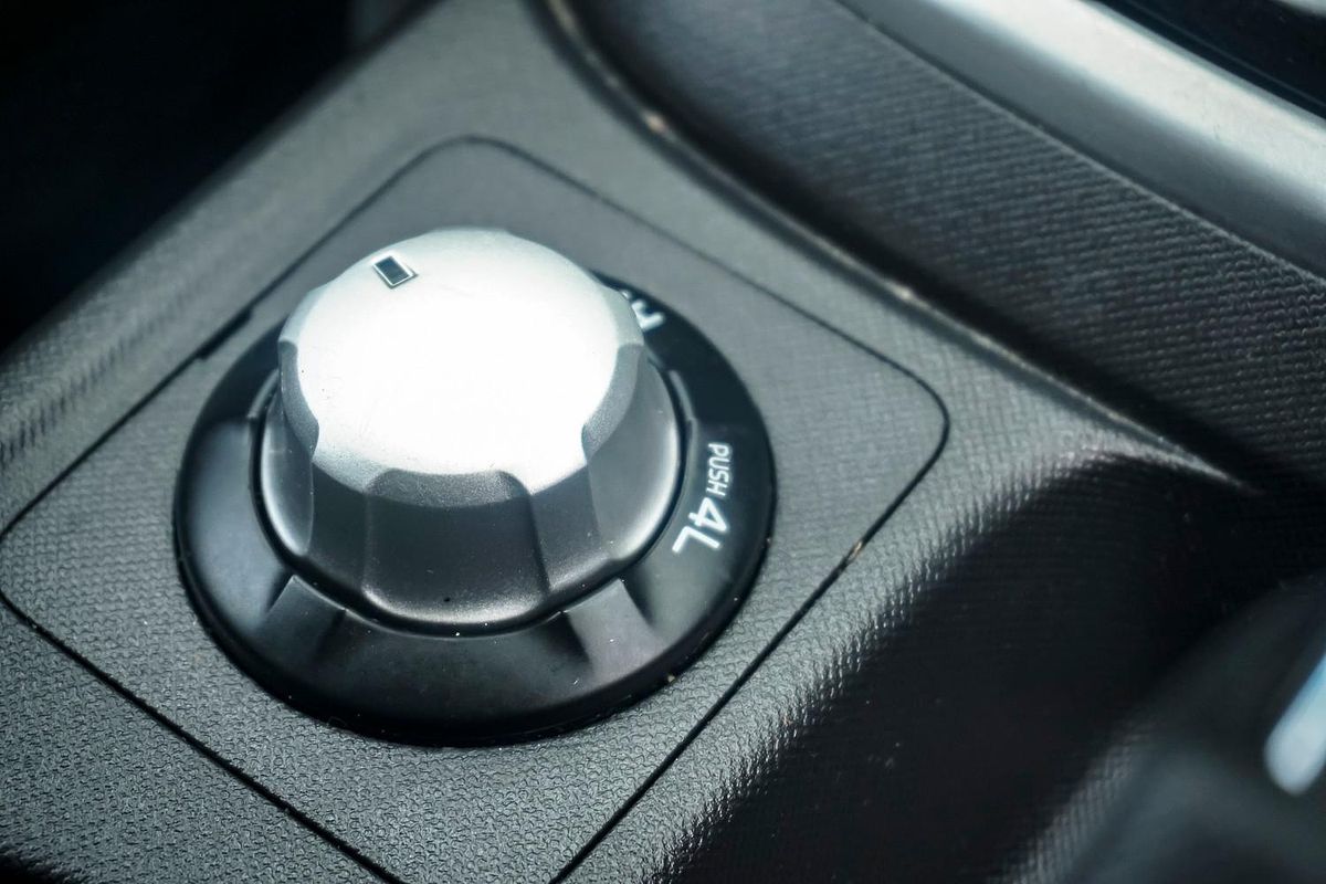 2020 Isuzu MU-X LS-T