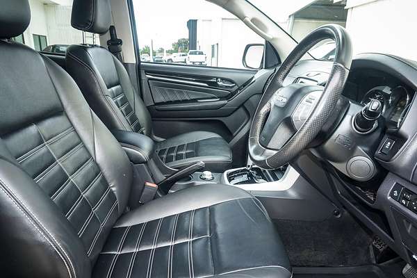 2020 Isuzu MU-X LS-T