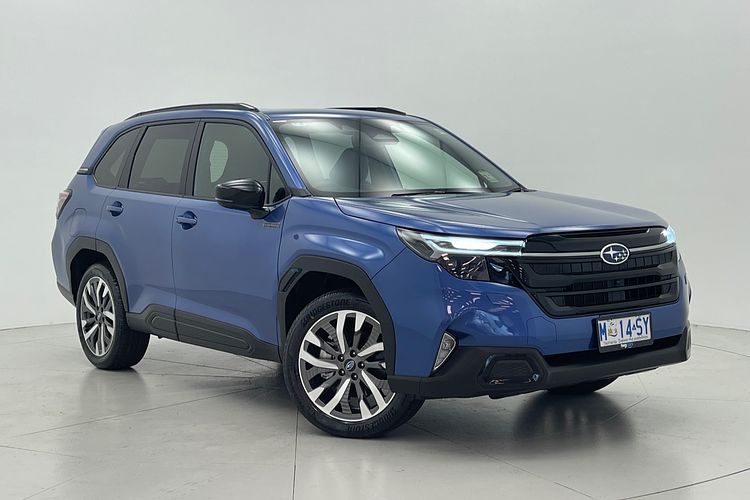 2025 Subaru Forester Hybrid Touring S6