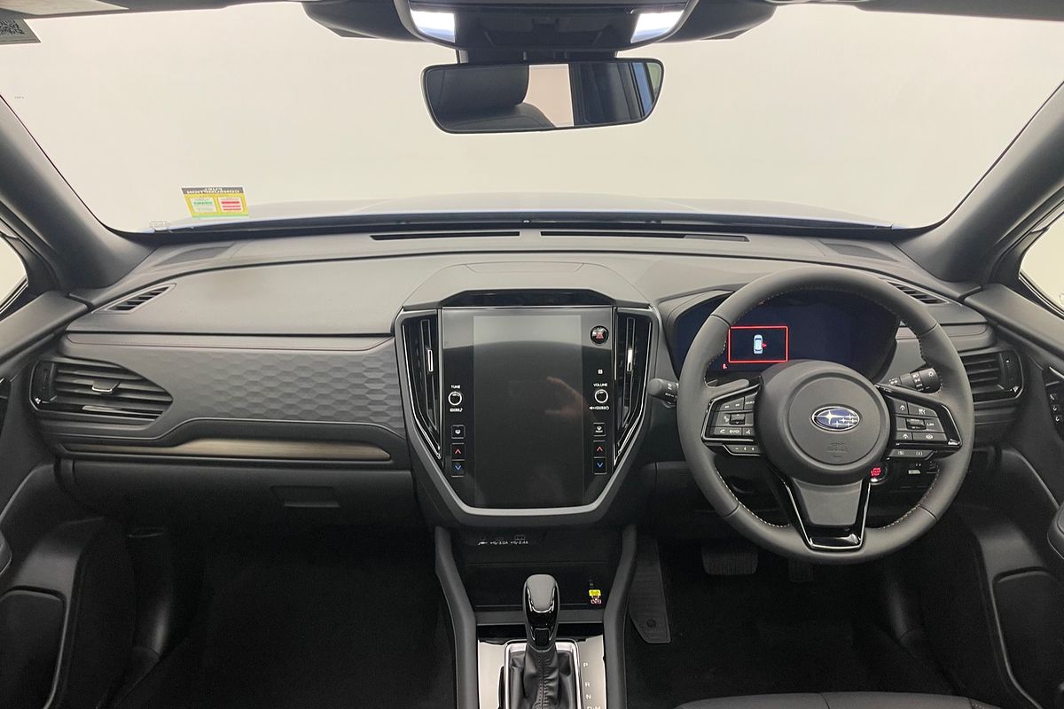 2025 Subaru Forester Hybrid Touring S6