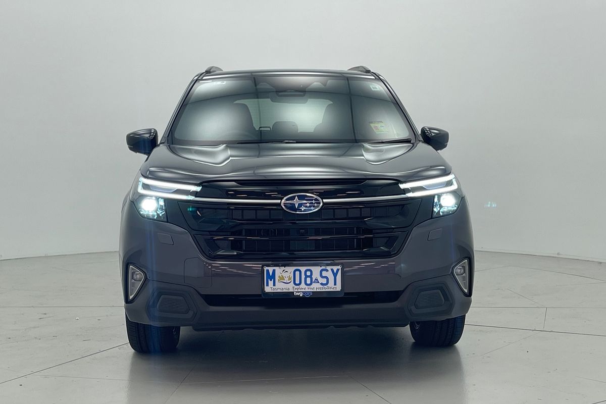 2025 Subaru Forester Hybrid Touring S6