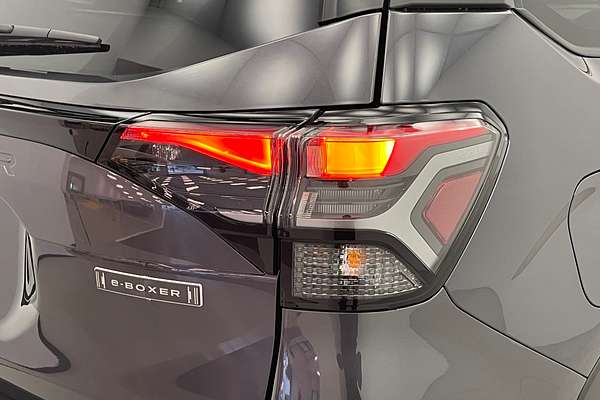 2025 Subaru Forester Hybrid Touring S6