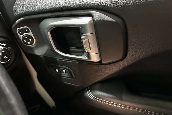 2020 Jeep Gladiator Overland JT All Wheel Drive