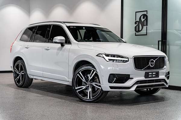 2016 Volvo XC90 T8 R-Design