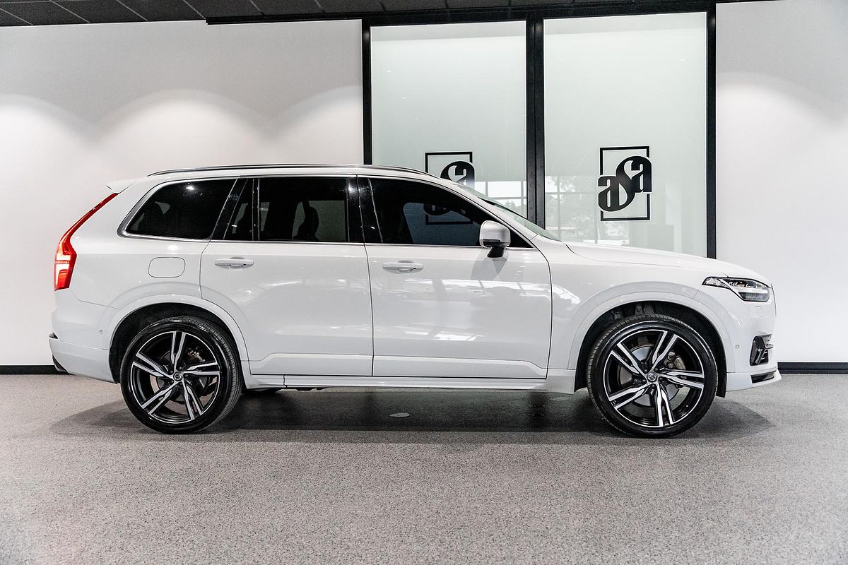 2016 Volvo XC90 T8 R-Design