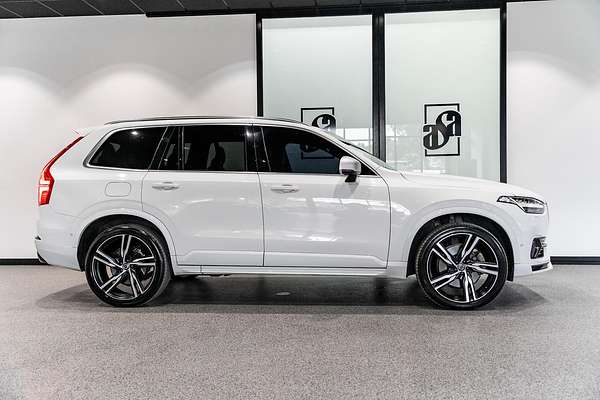 2016 Volvo XC90 T8 R-Design