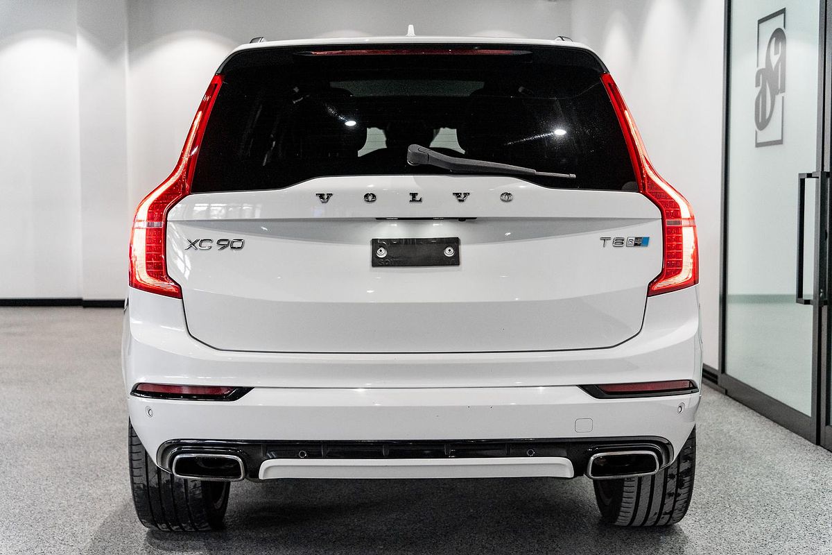2016 Volvo XC90 T8 R-Design