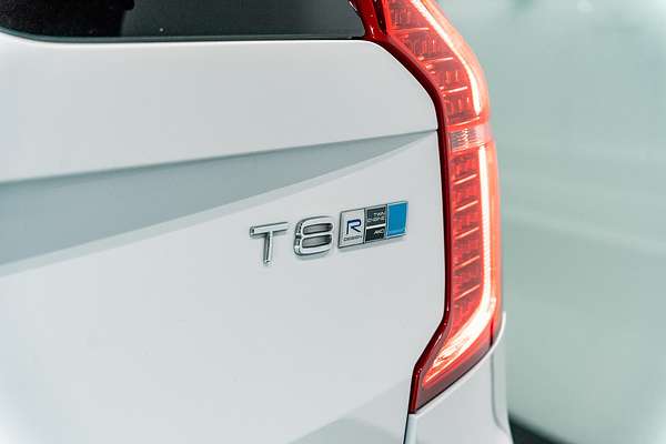 2016 Volvo XC90 T8 R-Design