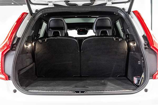 2016 Volvo XC90 T8 R-Design