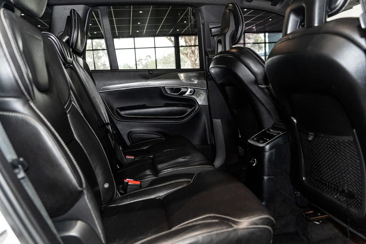 2016 Volvo XC90 T8 R-Design