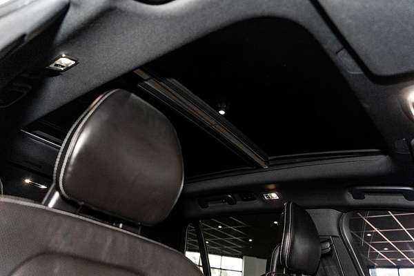 2016 Volvo XC90 T8 R-Design