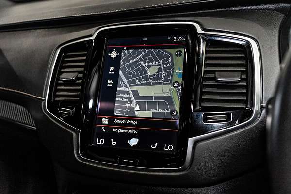 2016 Volvo XC90 T8 R-Design