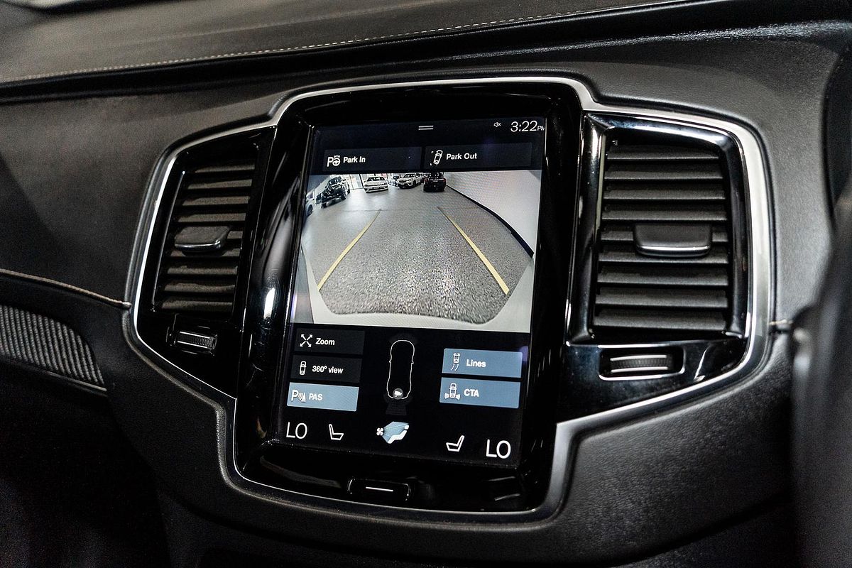 2016 Volvo XC90 T8 R-Design