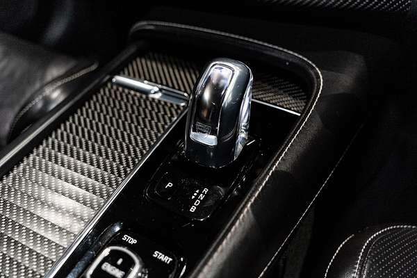 2016 Volvo XC90 T8 R-Design