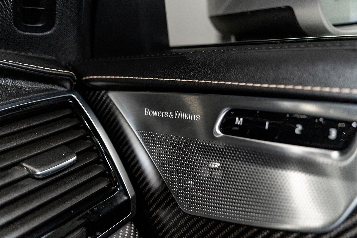 2016 Volvo XC90 T8 R-Design