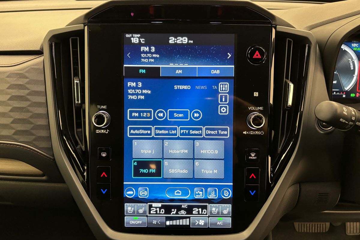 2025 Subaru Forester Hybrid Touring S6