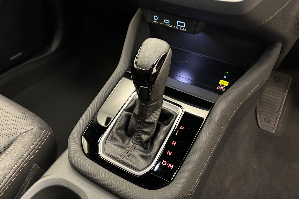 2025 Subaru Forester Hybrid Touring S6