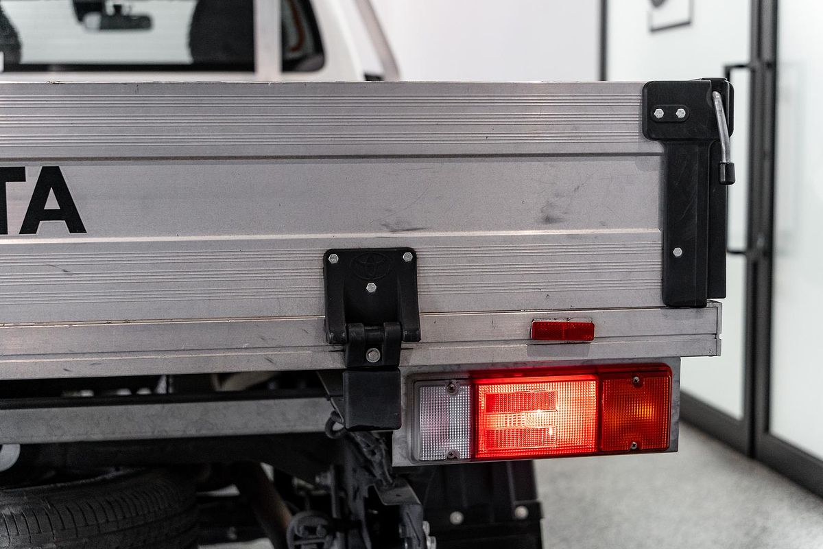 2022 Toyota Hilux Workmate TGN121R Rear Wheel Drive