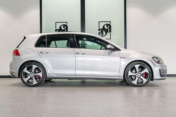 2017 Volkswagen Golf GTI 7