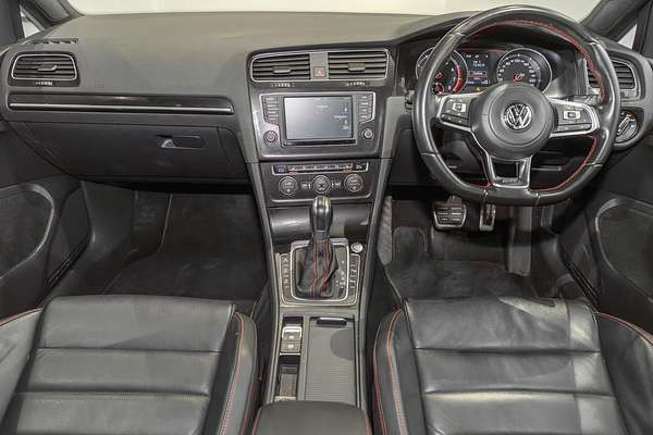 2017 Volkswagen Golf GTI 7