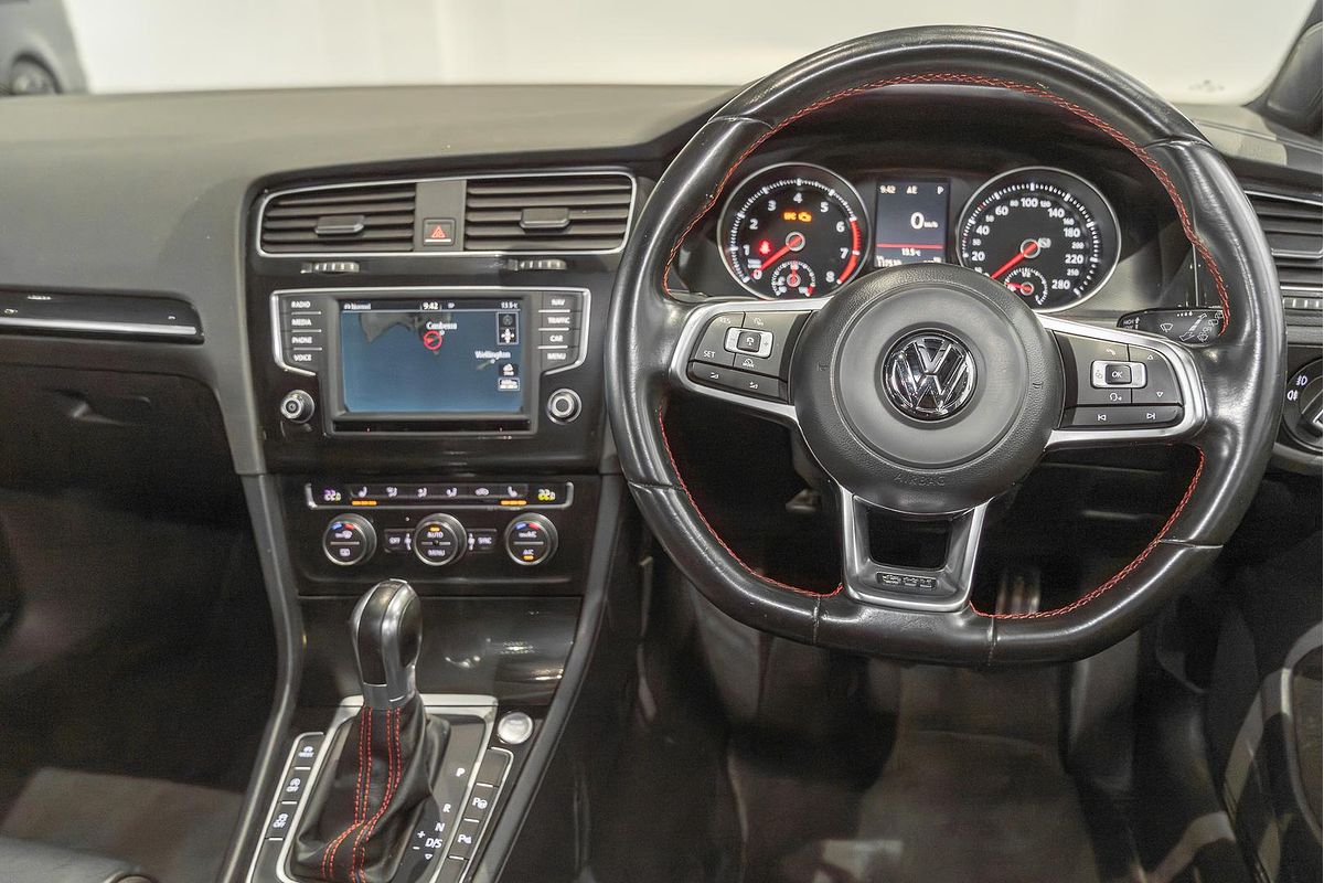 2017 Volkswagen Golf GTI 7