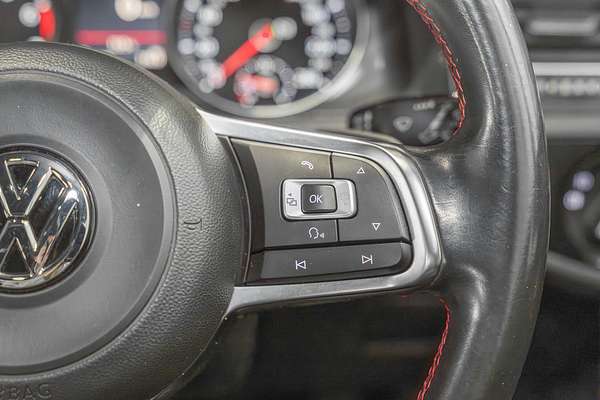 2017 Volkswagen Golf GTI 7