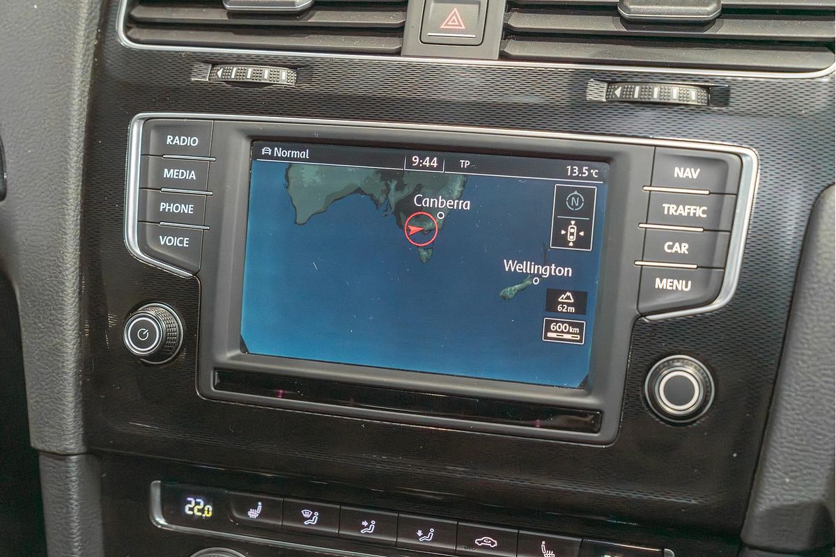 2017 Volkswagen Golf GTI 7