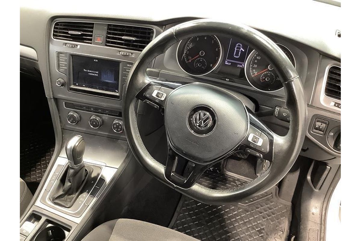 2017 Volkswagen Golf 92TSI 7