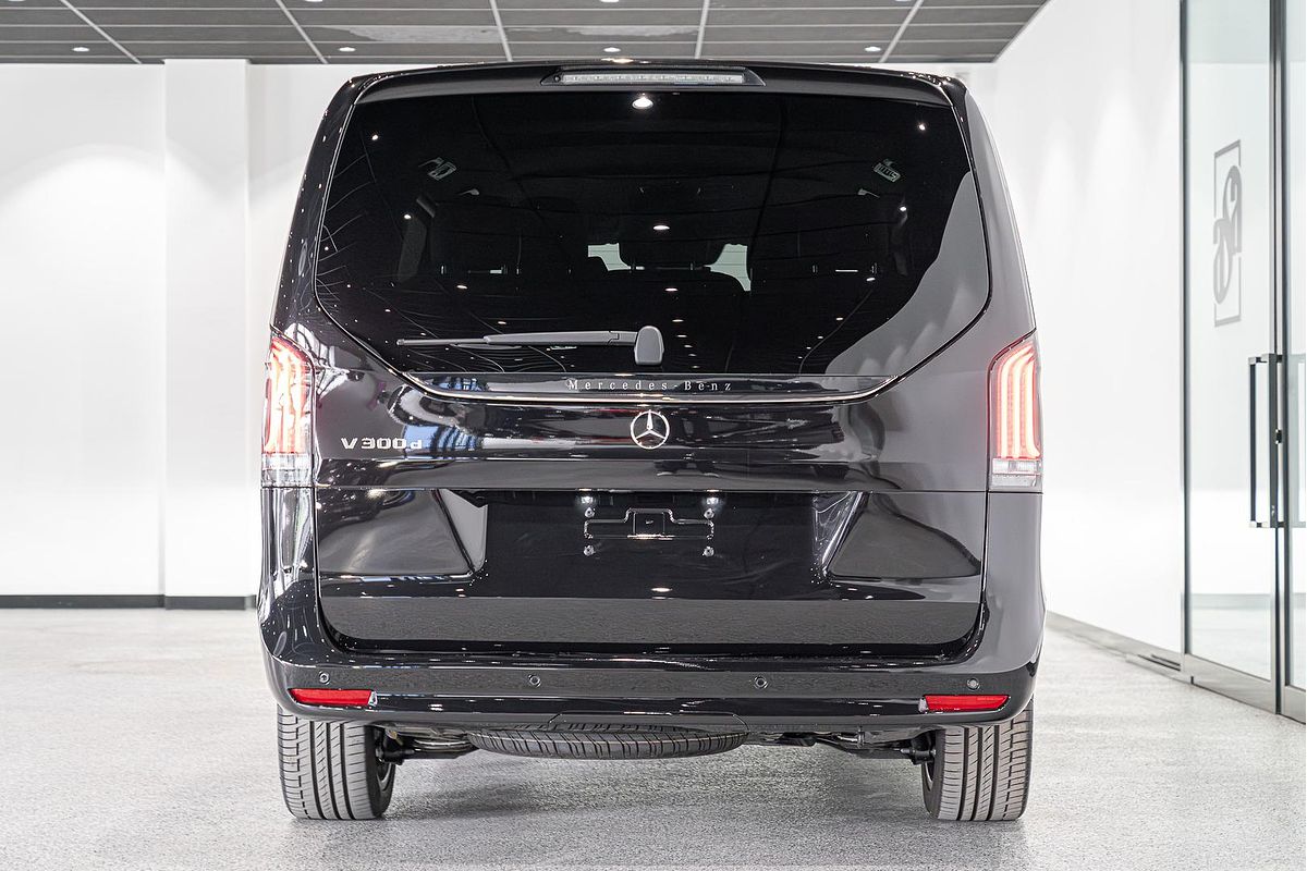 2025 Mercedes-Benz V-Class V300 Exclusive 447 MWB