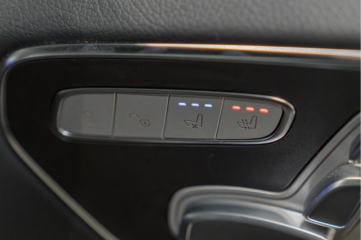 2025 Mercedes-Benz V-Class V300 Exclusive 447 MWB