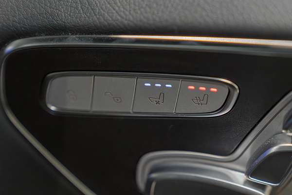 2025 Mercedes-Benz V-Class V300 Exclusive 447 MWB