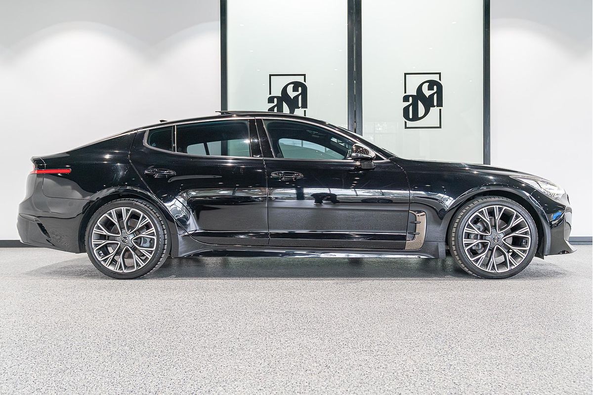 2017 Kia Stinger GT-Line CK