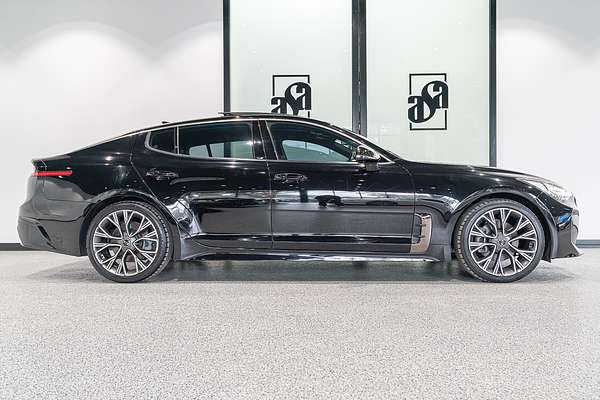 2017 Kia Stinger GT-Line CK