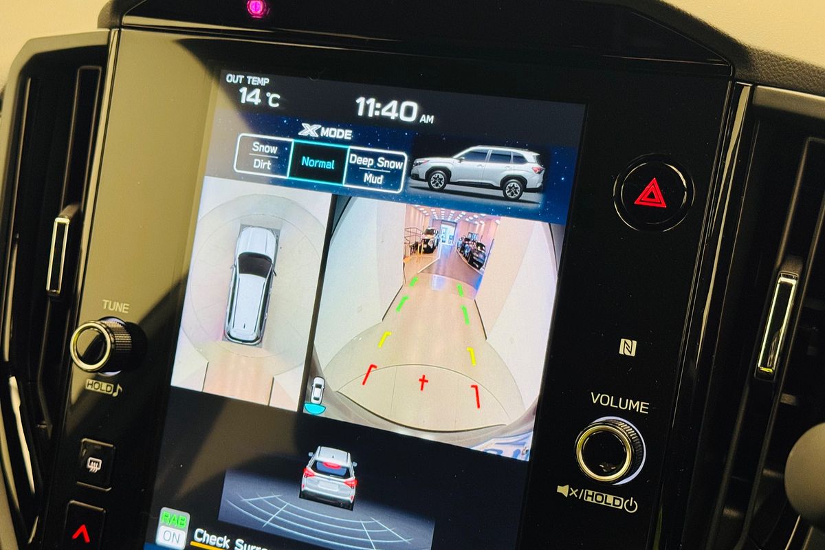 2025 Subaru Forester Hybrid Touring S6